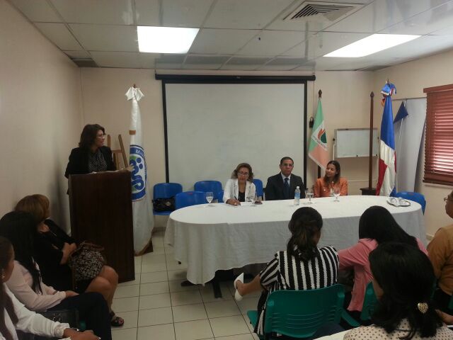 Reunión con el Dr. Adolfo Rodriguez ( DIRECTOR DE LA RED PUBLICA DE SALUD )