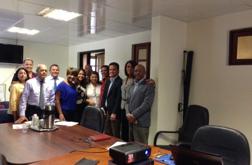 Reunión de hoy 22-07-2015 Salon de Actos