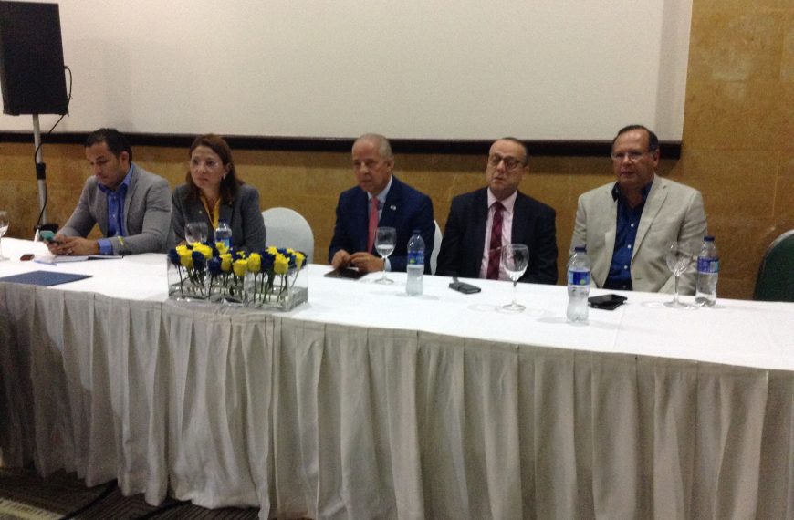 La Disertación del Dr. Marcos Espinal – OPS