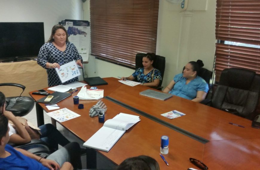 Charla de actualización sobre la tuberculosis y metas concernientes al FBR