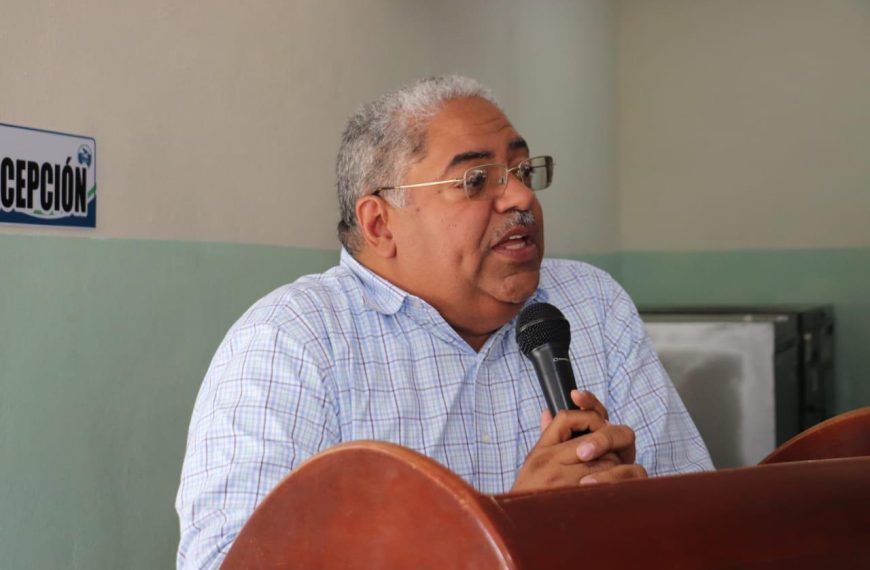 Titular SNS se reúne con directores hospitales de Santiago, Puerto Plata y Espaillat