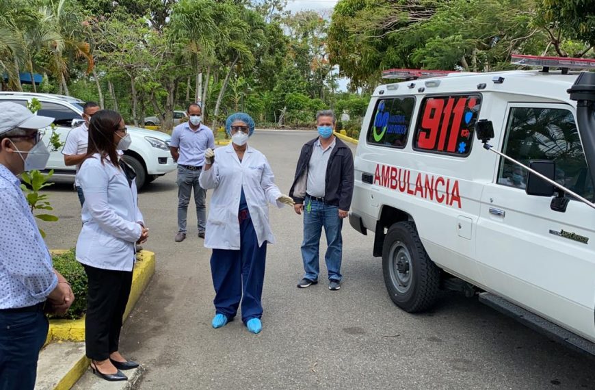 SRS Norcentral culmina entrega formal de las siete ambulancias enviadas por SNS