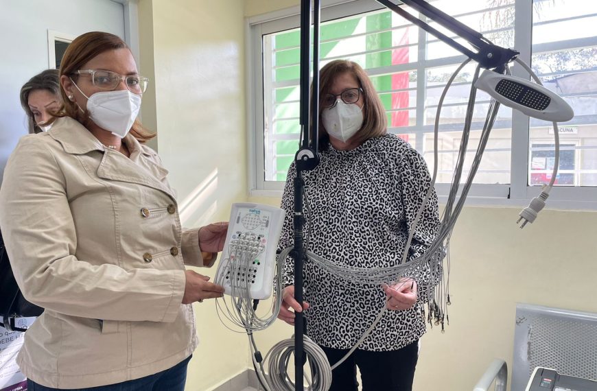 Se habilitan los servicios de Eletroencefalograma del hospital Arturo Grullón