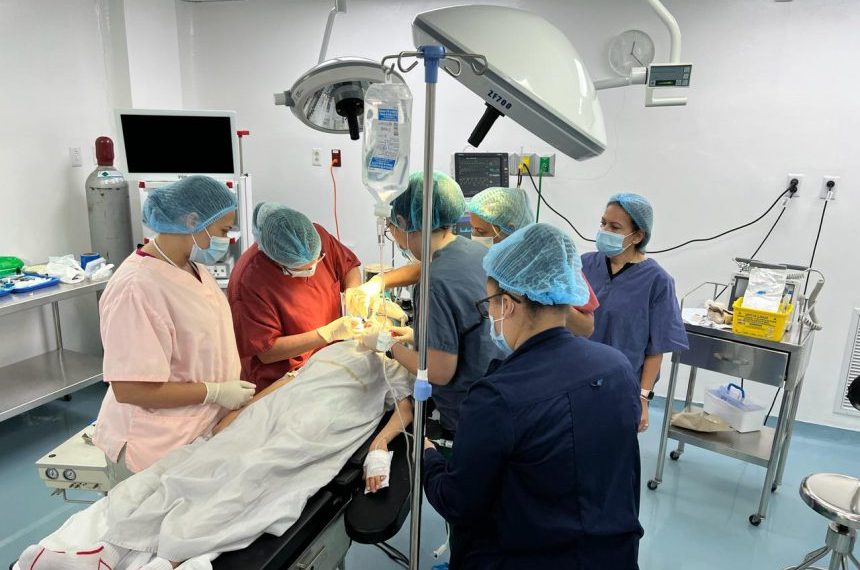 Hospital Arturo Grullón realiza primer servicio de odontología pediátrica con anestesia general a favor de niño especial